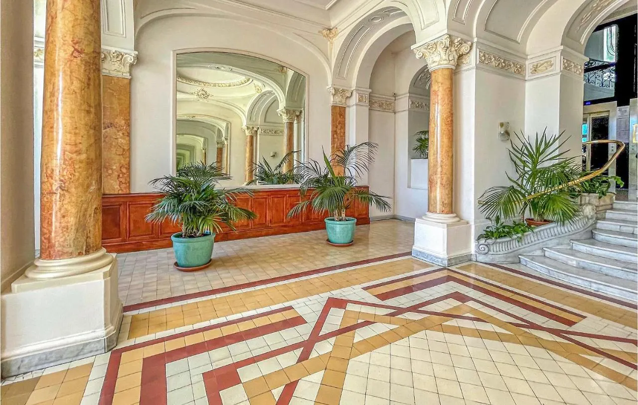 Nice Apartment In Menton With Wifi 0*,